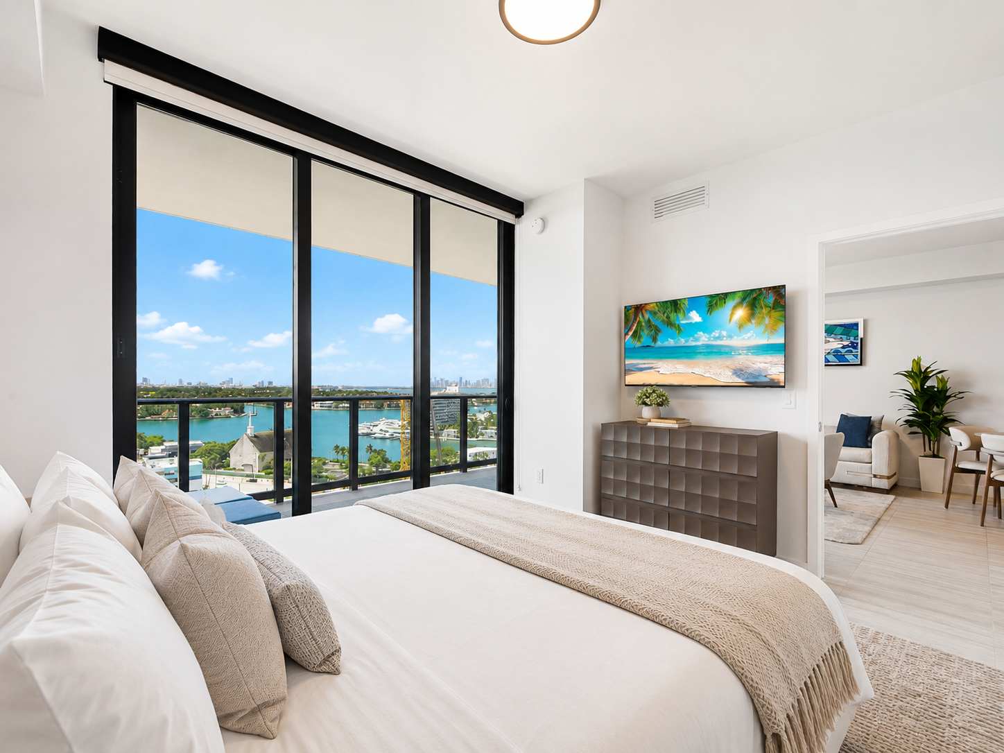 72 Park Luxury Condo with Resort Amenities