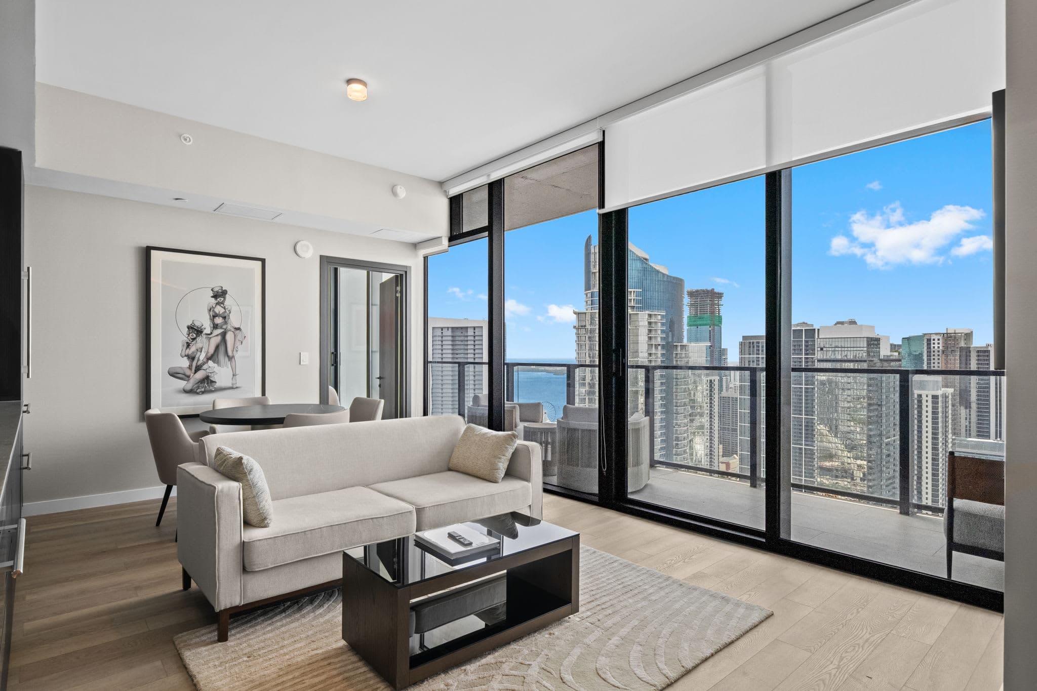 Luxury E11EVEN Skyline Views & ELITE Amenities