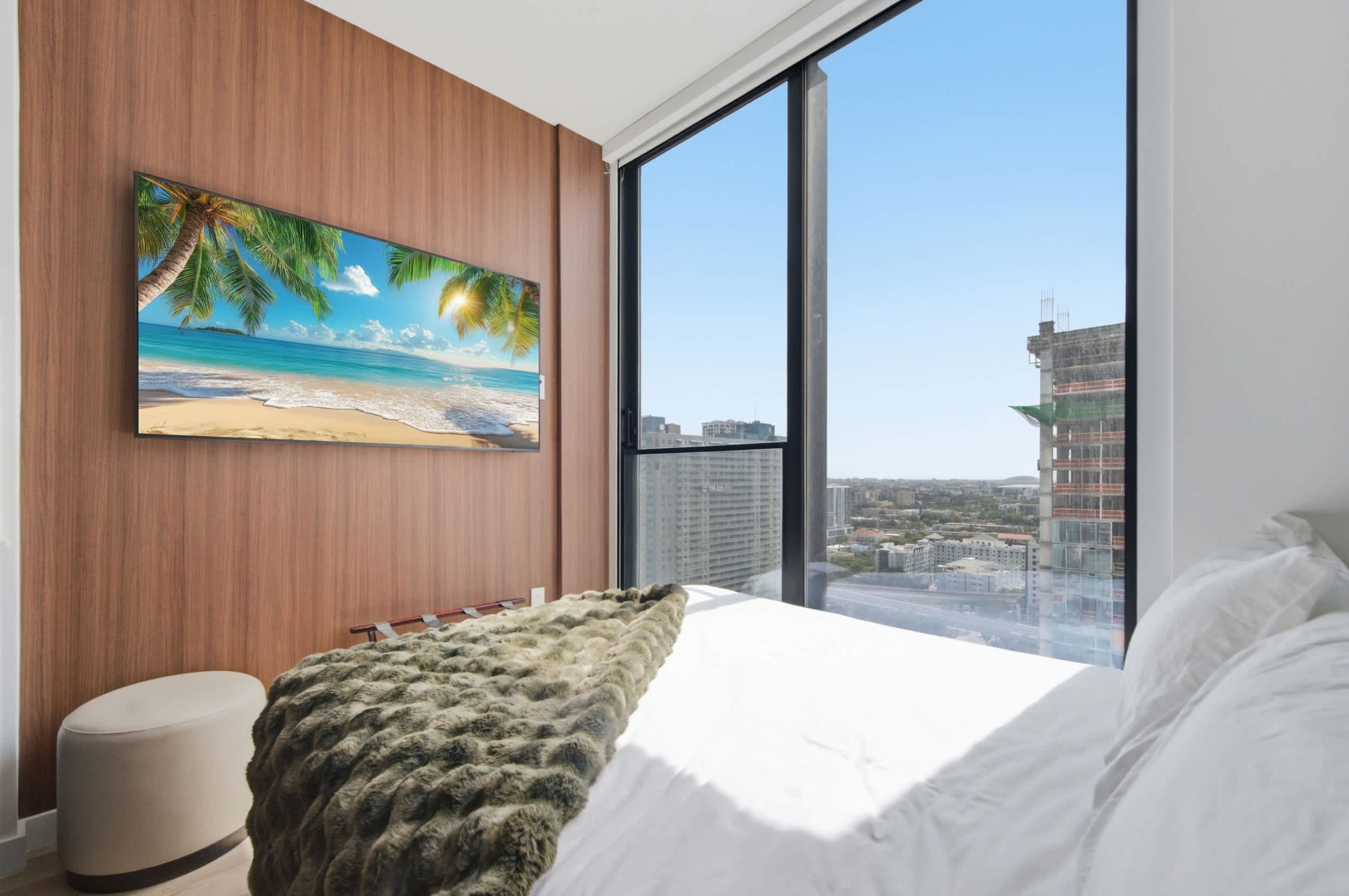 Stunning Studio Suite At The E11EVEN Residences