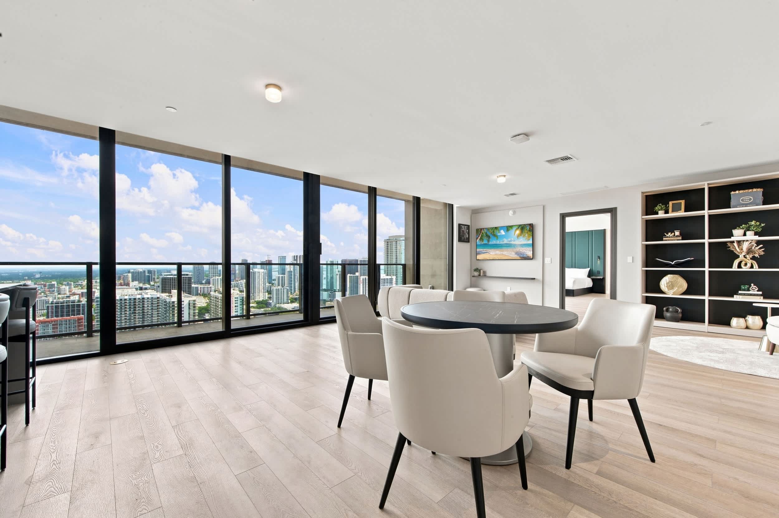 E11EVEN 53rd Floor Luxury Residence Stunning Views