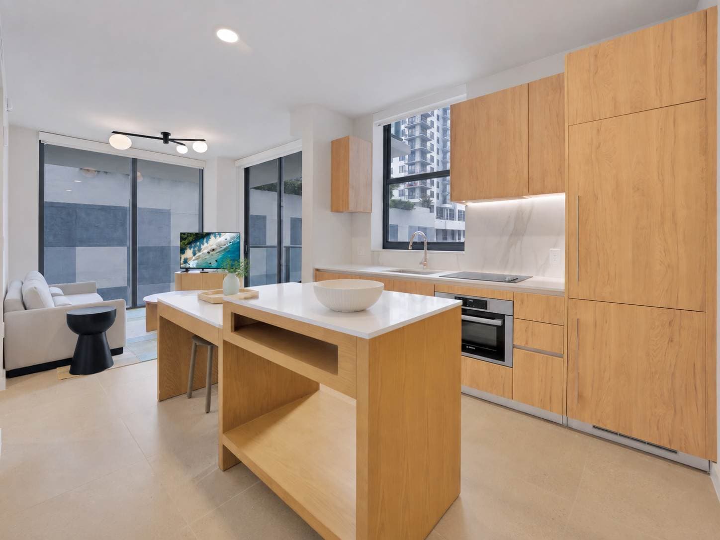 Modern Downtown Miami Retreat with Private Balcony