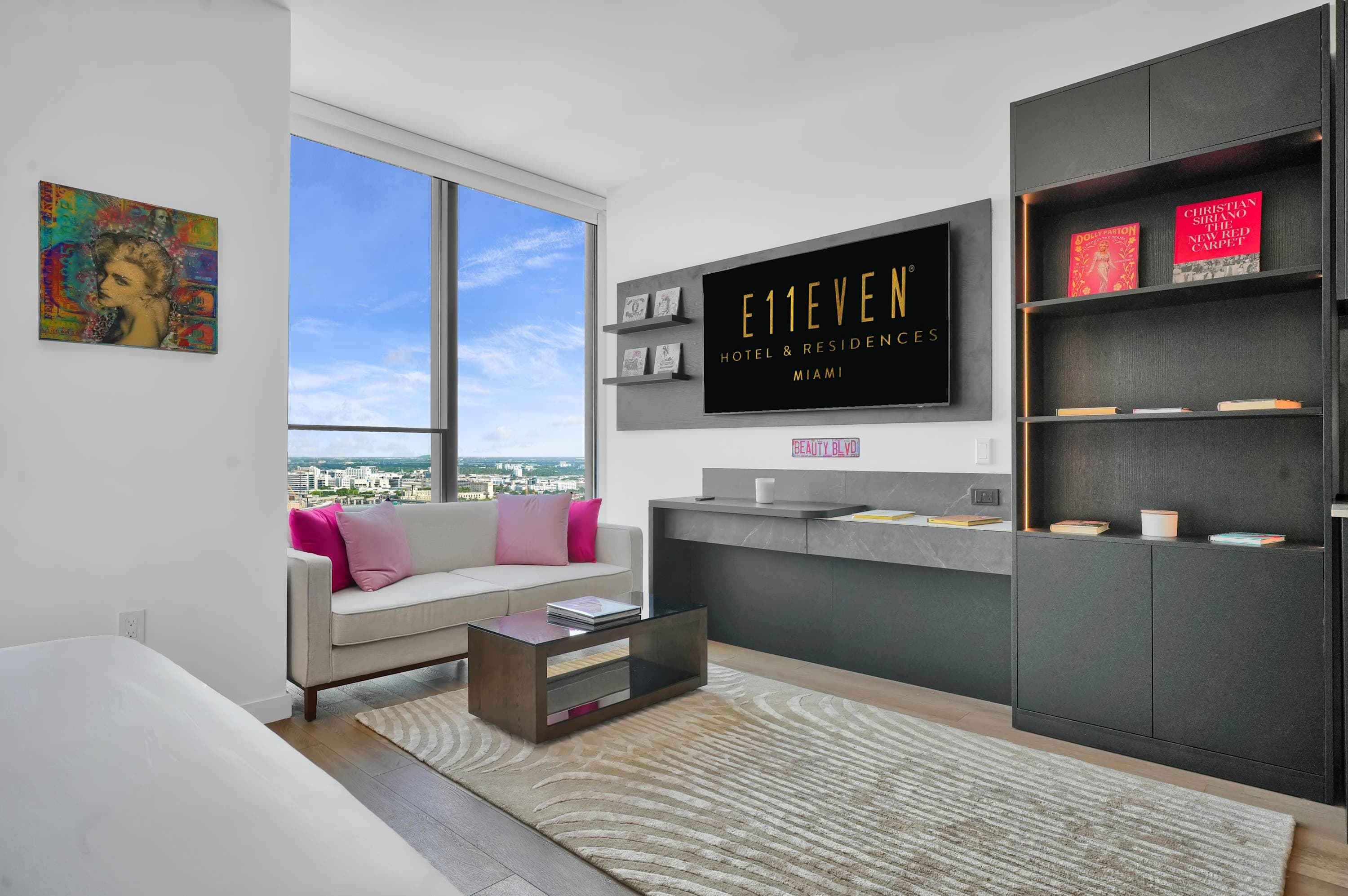 E11EVEN 32nd Floor Studio with Skyline Views